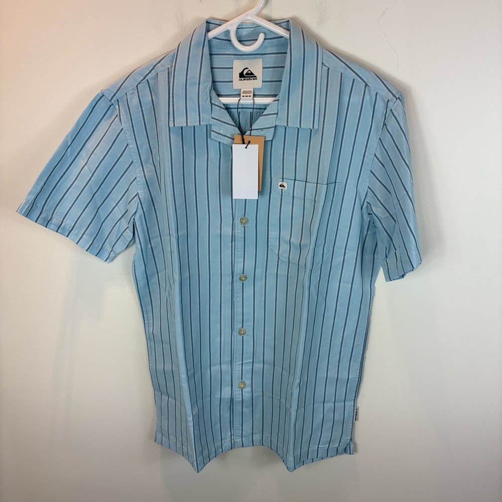 QUIKSILVER Short Sleeve Button Down Shirt
